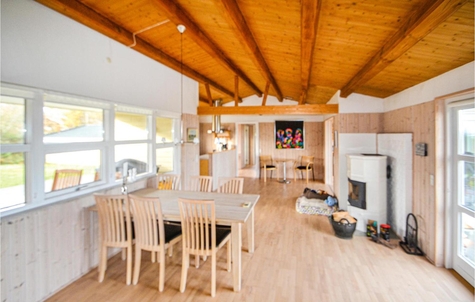 Amazing Home In Orsted With Kitchen Ørsted Exterior foto